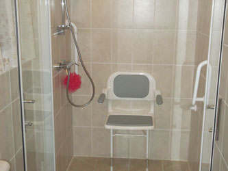 salle de bain pmr