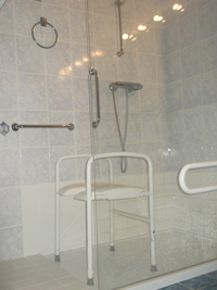 salle de bain pmr